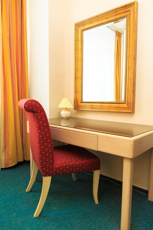 Hotel Mira Inn Prague Extérieur photo