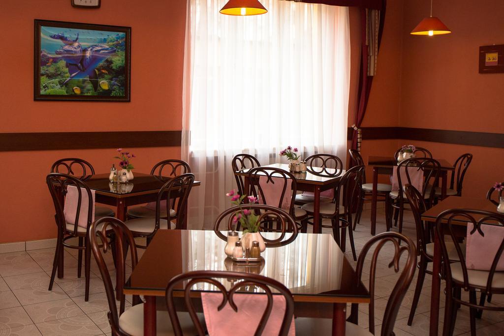 Hotel Mira Inn Prague Extérieur photo