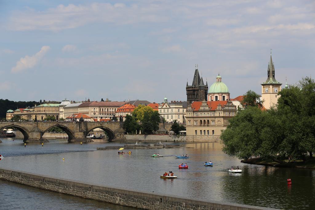 Hotel Mira Inn Prague Extérieur photo
