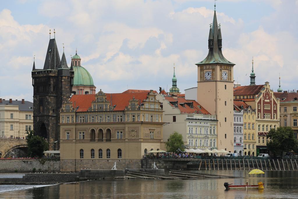 Hotel Mira Inn Prague Extérieur photo