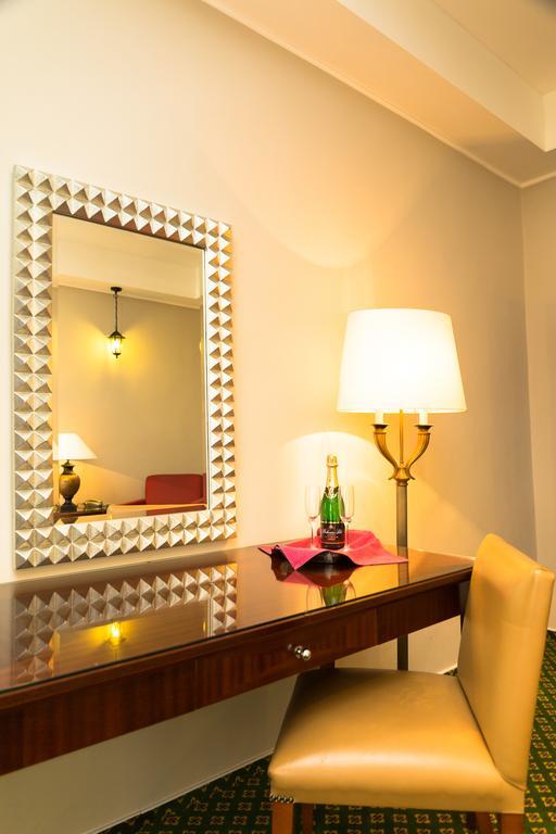 Hotel Mira Inn Prague Extérieur photo