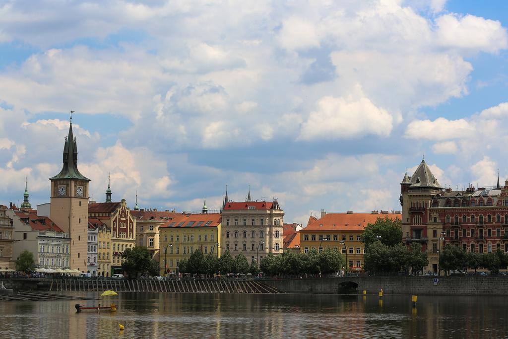 Hotel Mira Inn Prague Extérieur photo