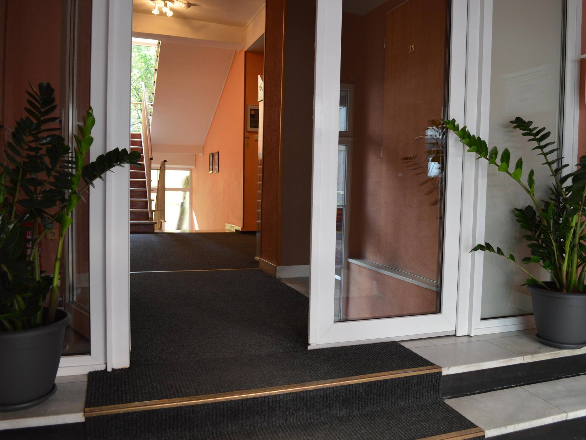 Hotel Mira Inn Prague Extérieur photo