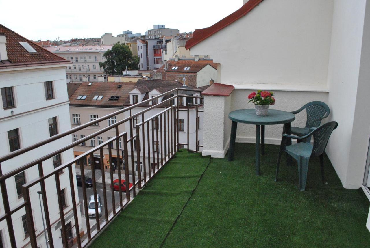 Hotel Mira Inn Prague Extérieur photo